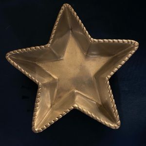 Beautiful Arthur Court Pewter Dish